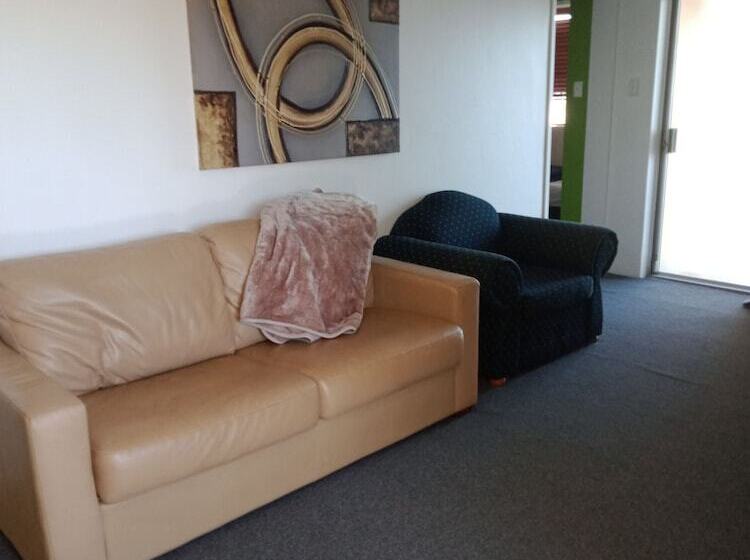 Апартаменты 2 Спальни, Annerley Motor Inn