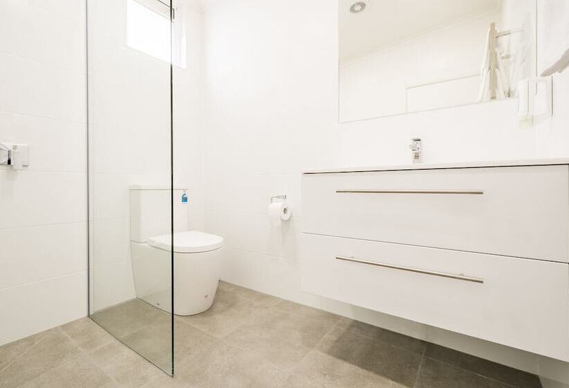 غرفة عائلية, Argosy Motor Inn