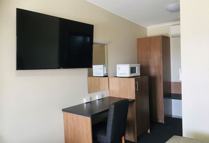 غرفة عائلية, Argosy Motor Inn