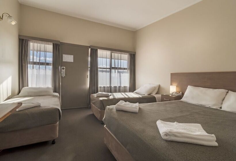 غرفة عائلية, Argosy Motor Inn