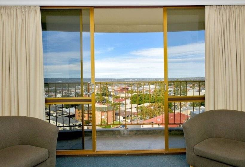 Номер Стандарт с Балконом, Atlantic Tower Motor Inn