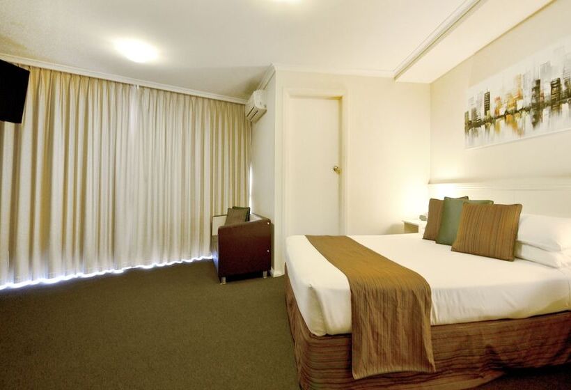 חדר סטנדרט עם מרפסת, Atlantic Tower Motor Inn