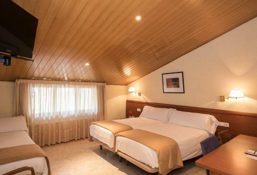 اتاق استاندارد سه نفره, Evenia Oros