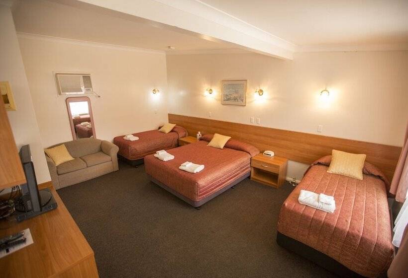 חדר משפחתי, Colonial Motor Lodge Scone