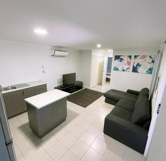 آپارتمان 2 خوابه, Hedland