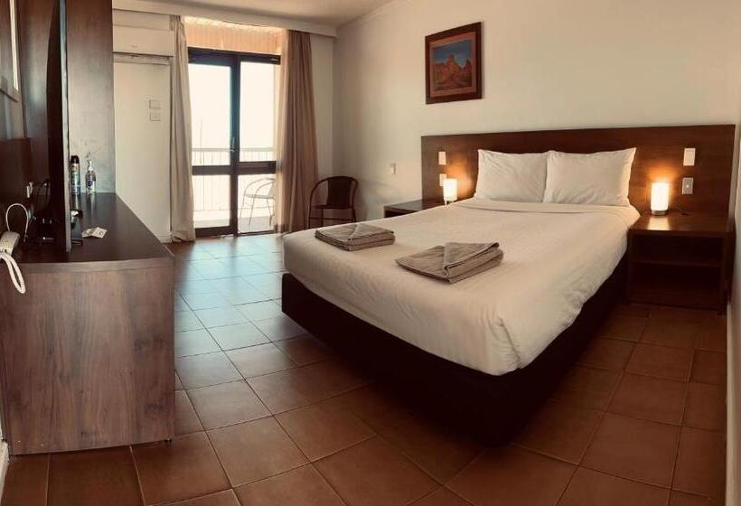 اتاق لوکس با چشمانداز دریا, Hedland