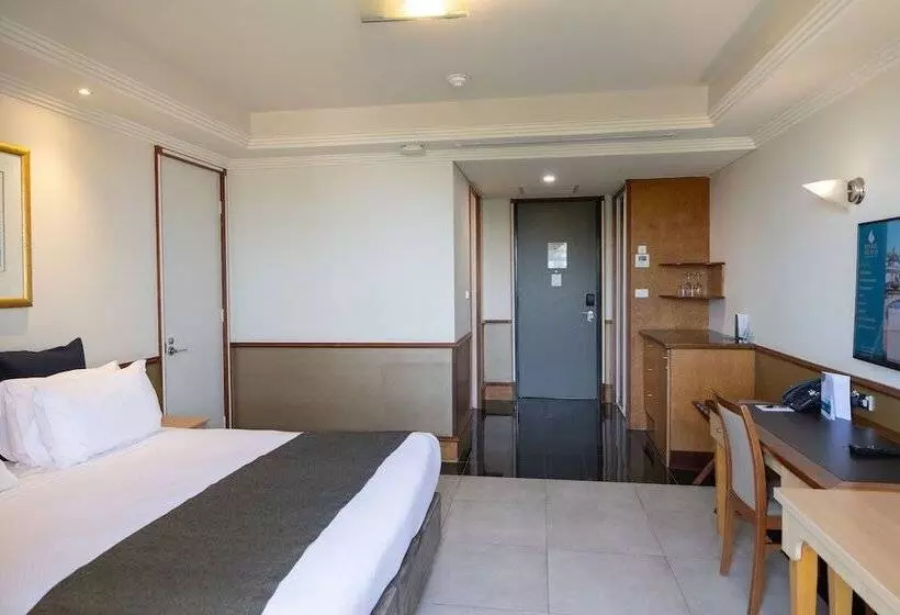 اتاق لوکس با چشم‌انداز دریا, Mindil Beach Casino Resort
