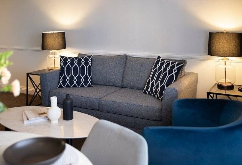 スイート, Peppers The Hills Lodge