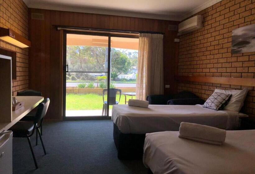 스탠다드 룸, Lakeside Motel Waterfront