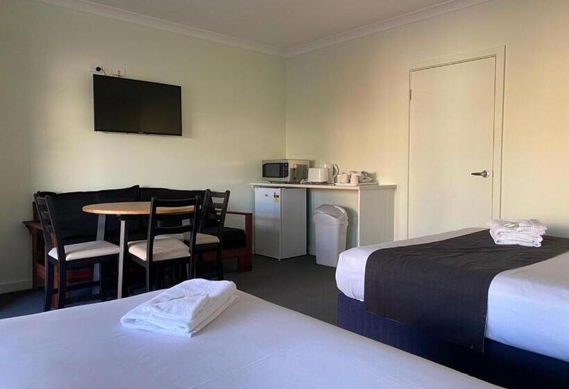 스탠다드 트리플 룸, Lakeside Motel Waterfront