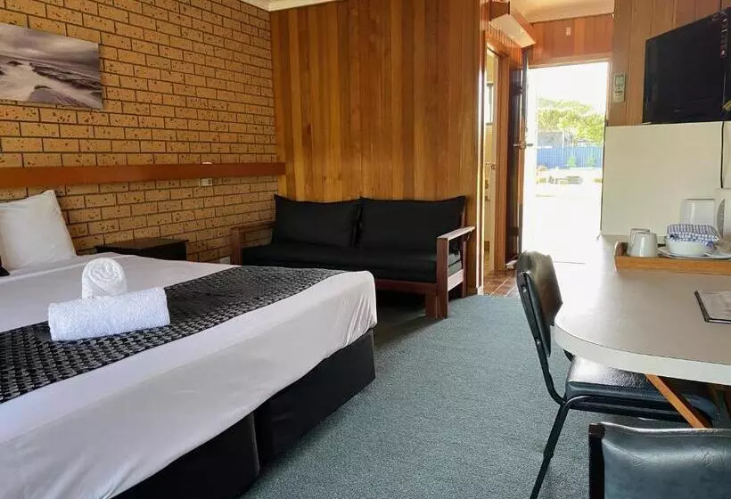 اتاق استاندارد با تخت بزرگ, Lakeside Motel Waterfront