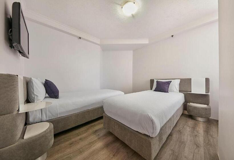 اتاق لوکس خانوادگی, Novotel Surfers Paradise