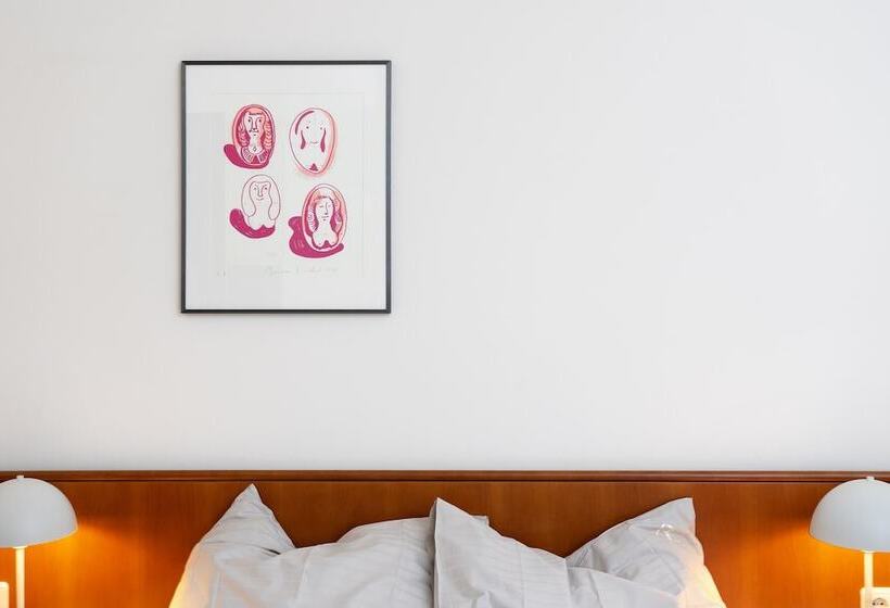 经济房, Boutique Hotel Hauser