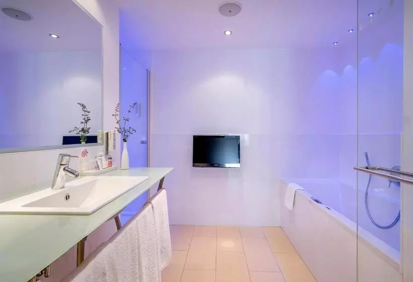 スーペリアスタジオ, Boutique Hotel Hauser