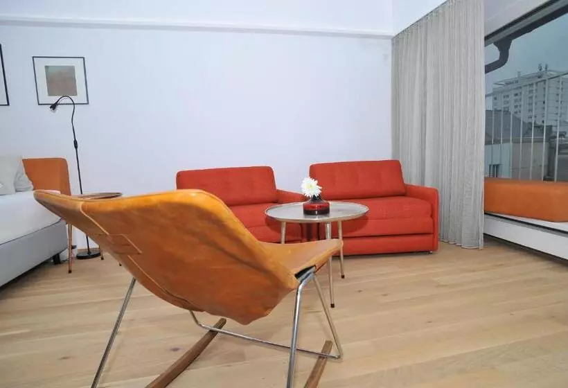 スーペリアスタジオ, Boutique Hotel Hauser