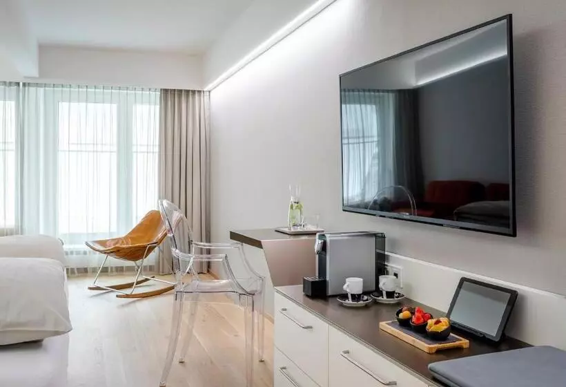 スーペリアスタジオ, Boutique Hotel Hauser