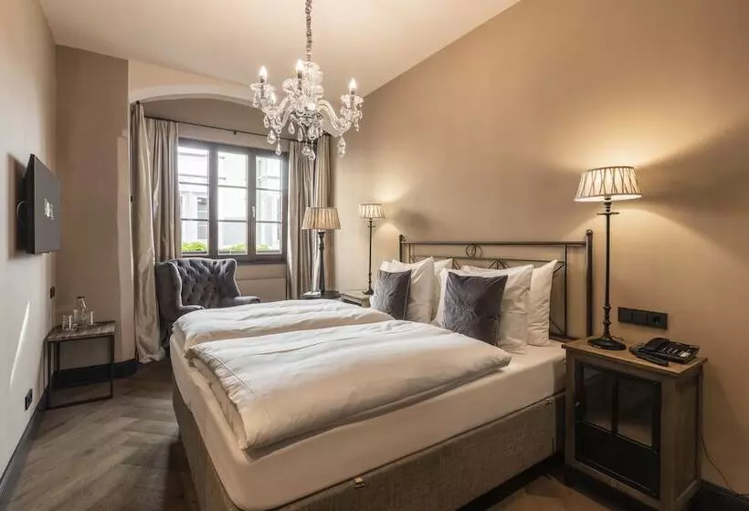 اتاق استاندارد یک نفره, Boutiquehotel Weisses Rössl