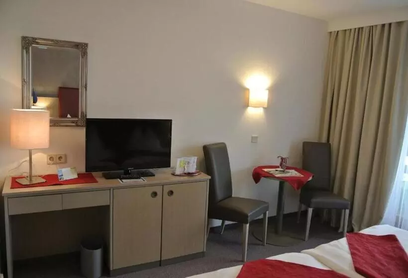 Classic room with balcony, Dei Hotel Schönblick