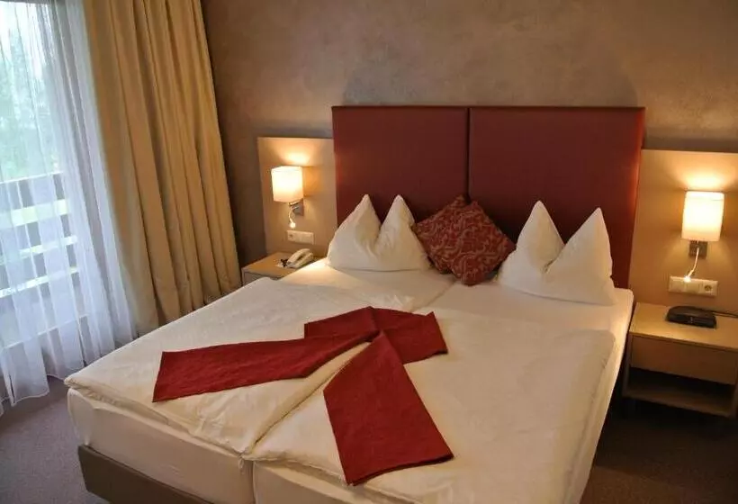 Classic room with balcony, Dei Hotel Schönblick