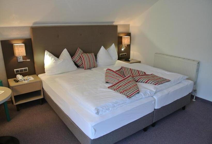 غرفة كلاسيكية مع بلكونة, Dei Hotel Schönblick