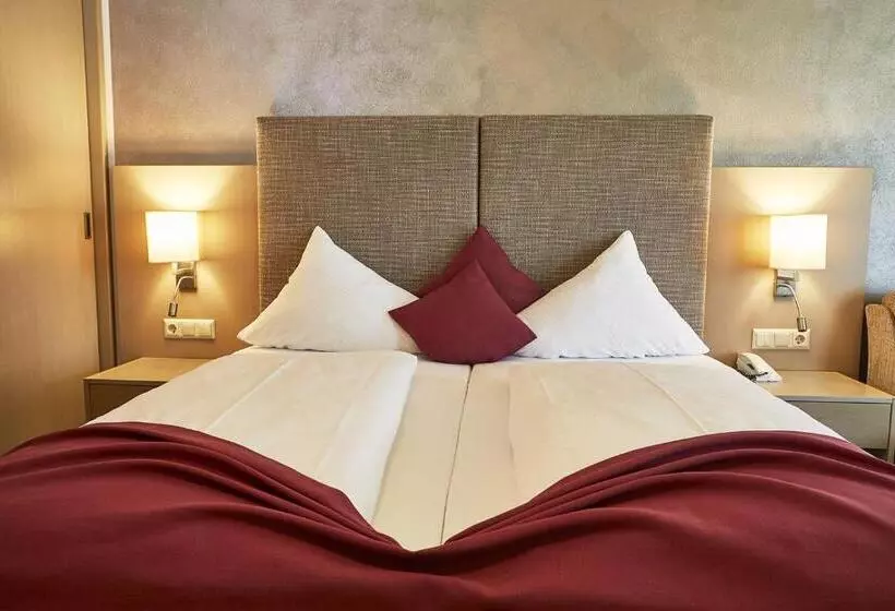 Classic room with balcony, Dei Hotel Schönblick