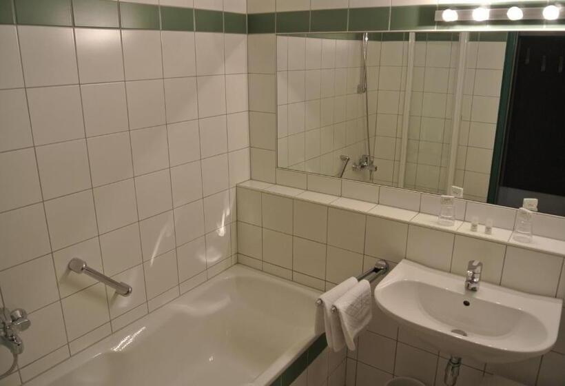 غرفة كمفورت مع بلكونة, Dei Hotel Schönblick