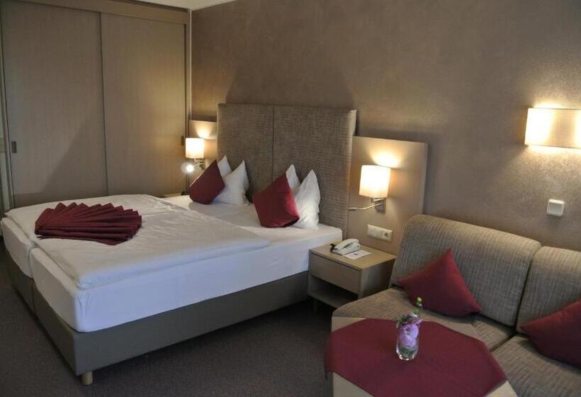 غرفة كمفورت مع بلكونة, Dei Hotel Schönblick