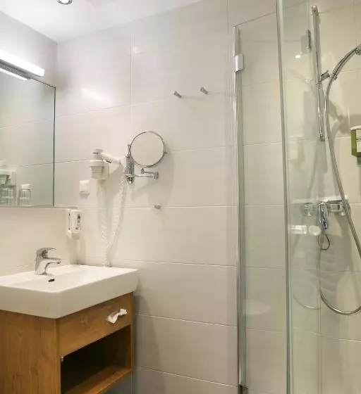 اتاق اکونومی, Dei Hotel Schönblick