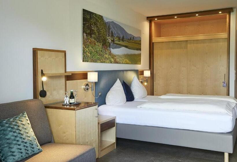 غرفة قياسية مزوَّدة بشُرفة, Dei Hotel Schönblick