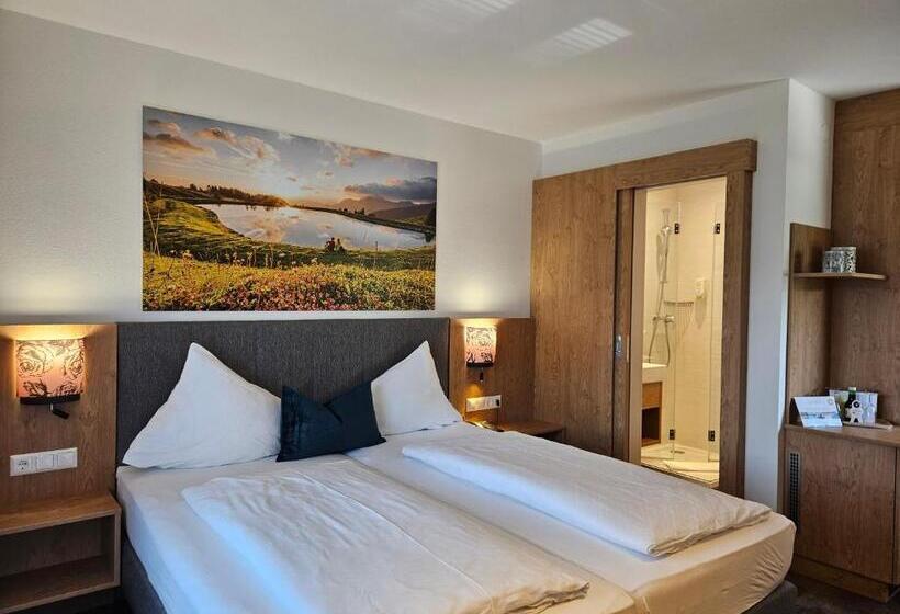 Семейный Номер, Dei Hotel Schönblick