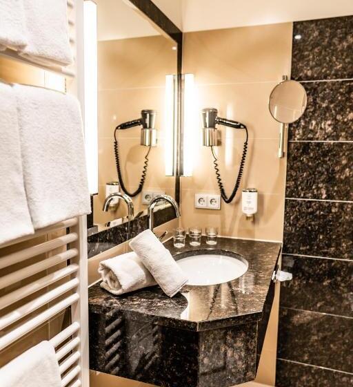 Cameră Triplă Standard, Hubertushof