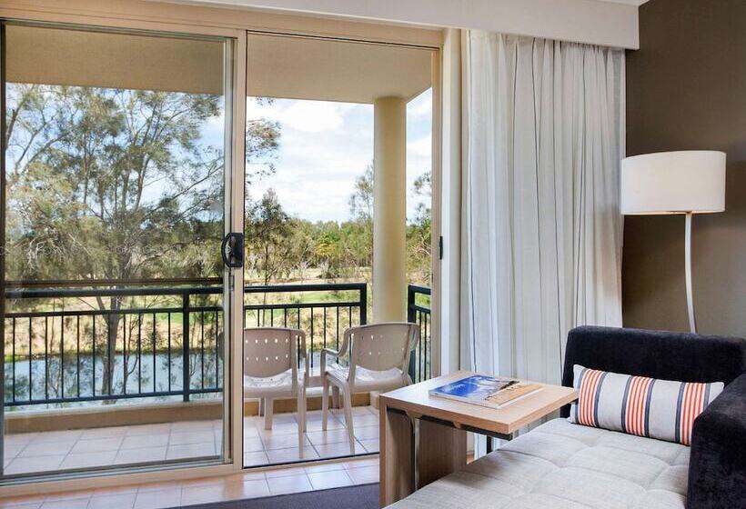 스탠다드 룸 더블 침대, Mercure Gold Coast Resort