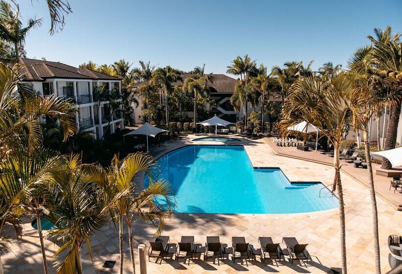 غرفة قياسية مطلّة علي حمام السباحة, Mercure Gold Coast Resort