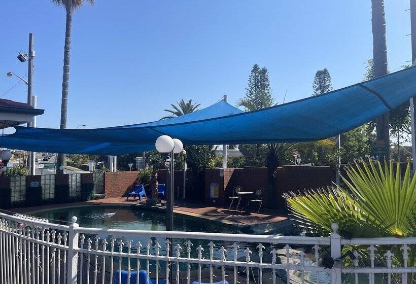 스탠다드 룸 1층, Sapphire Palms Motel