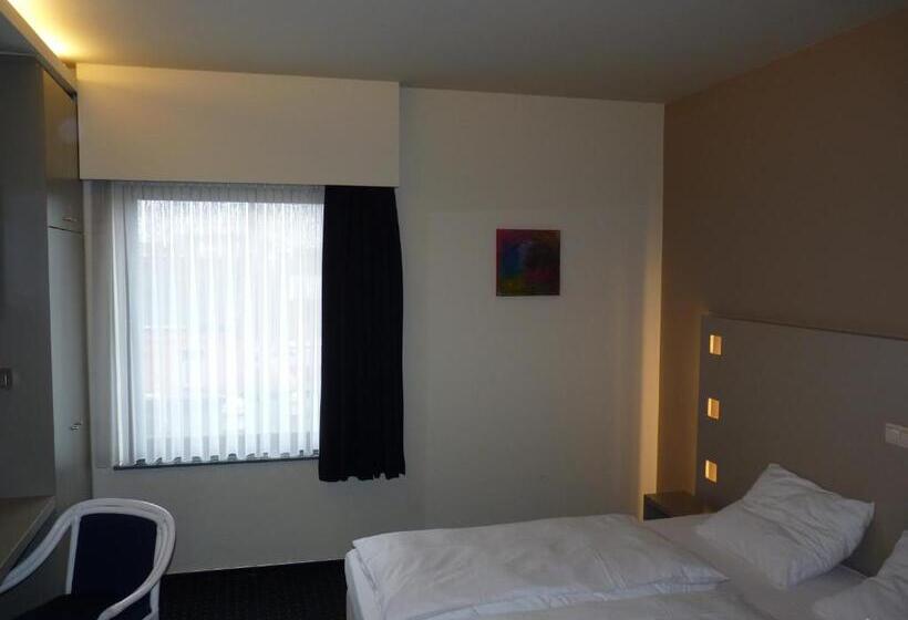 غرفة كومفورت, De Swaen