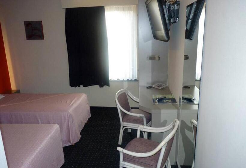 غرفة قياسية, De Swaen