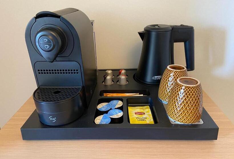 스탠다드 발코니 룸, Les Arcades