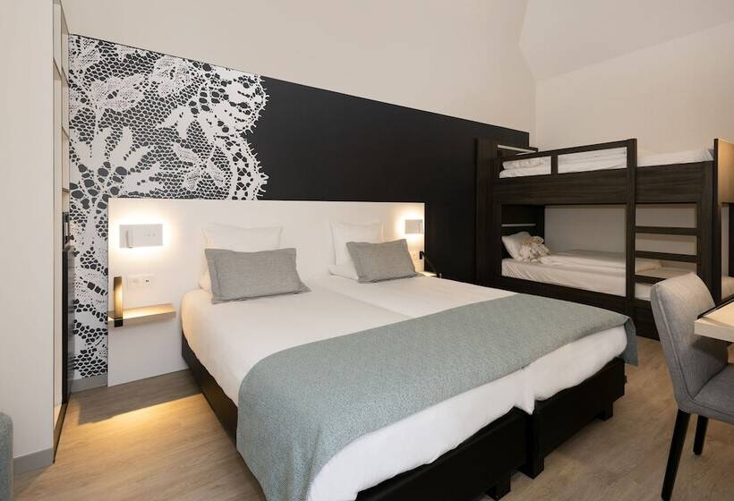 패밀리 룸, Martin's Brugge