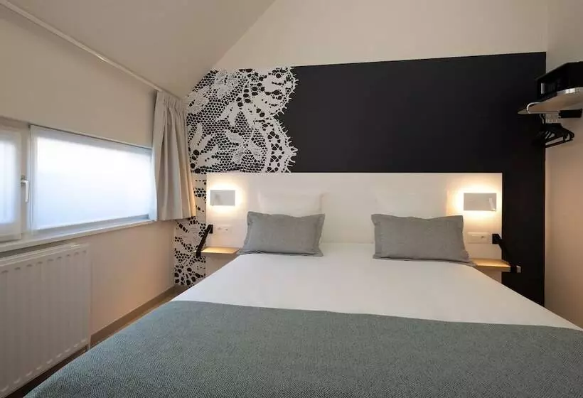 اتاق راحتی, Martin's Brugge