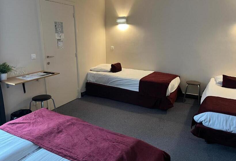 4인용 스탠다드 룸, Montovani