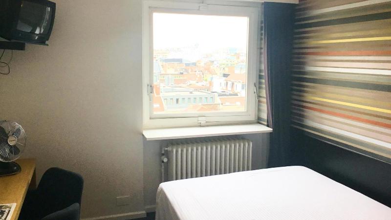 Eenvoudige Kamer, Queen Anne