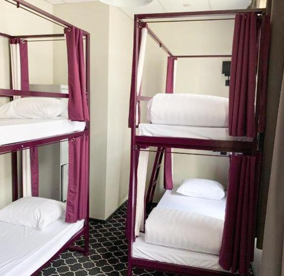 اتاق استاندارد چهار تخته, Safestay Brussels Grand Place