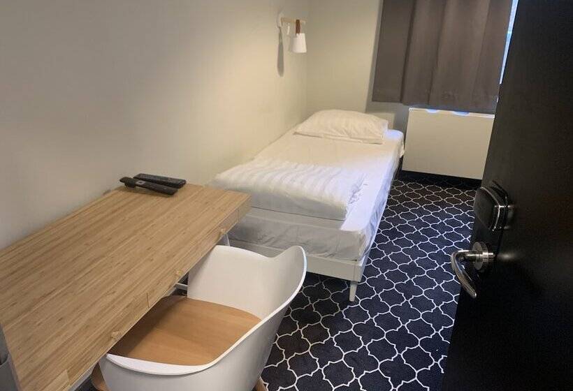 اتاق استاندارد یک نفره, Safestay Brussels Grand Place