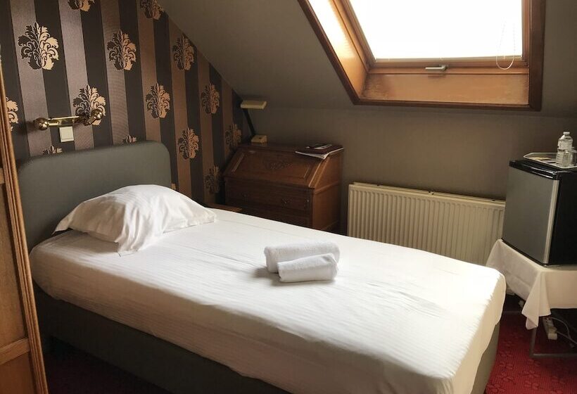 スタンダードシングルルーム, Station