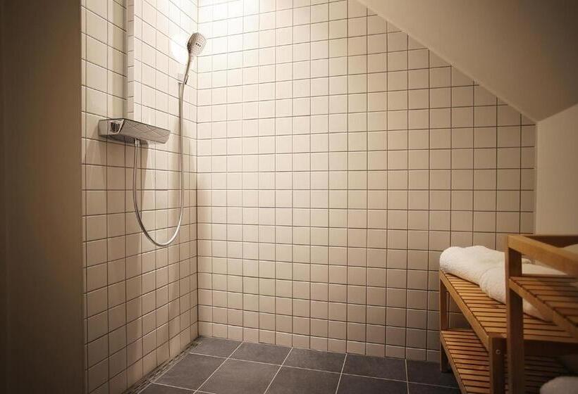 豪华家庭房间, Van Belle