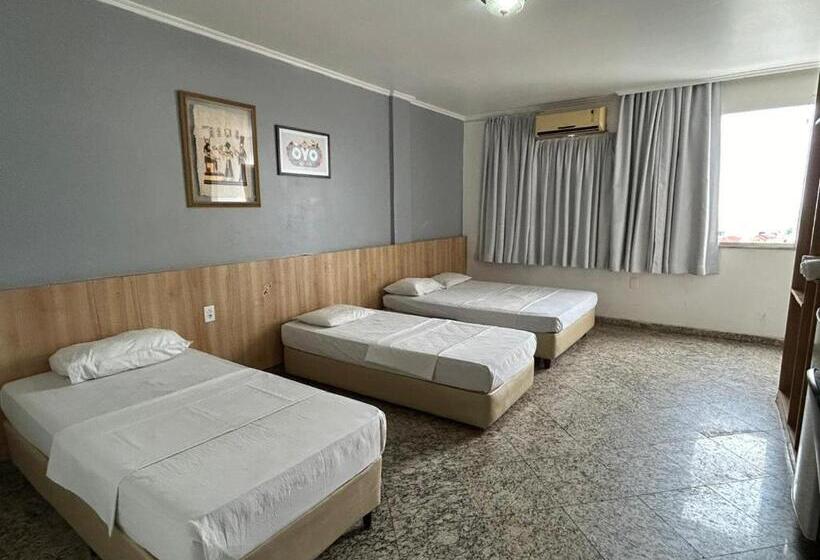 غرفة قياسية رباعية, Ana Cassia