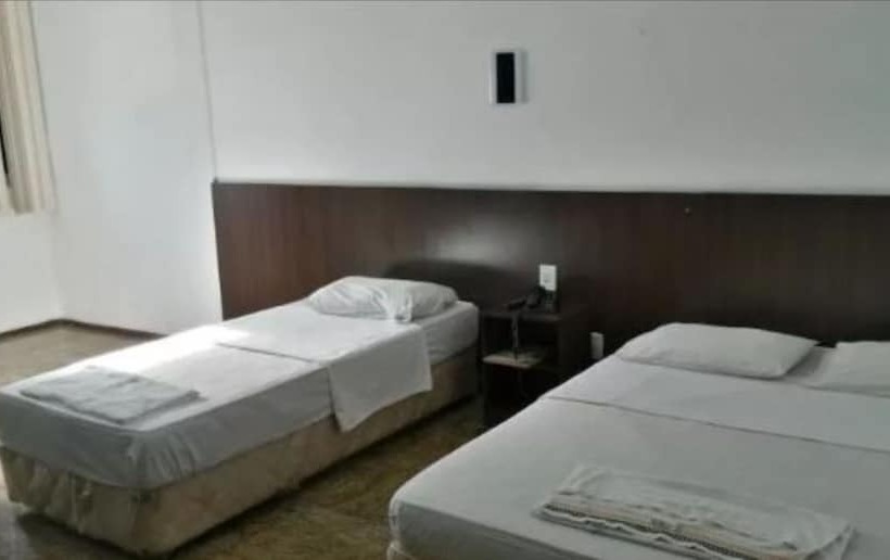 غرفة قياسية, Ana Cassia