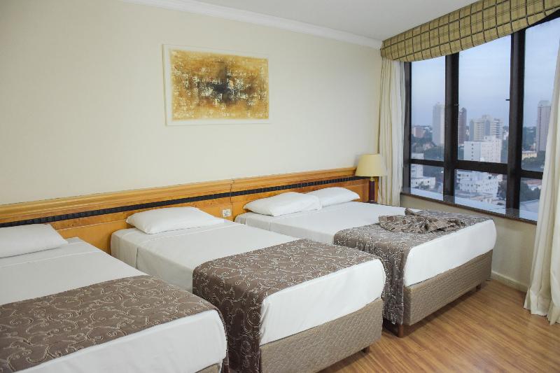 غرفة عائلية, Golden Park Internacional Foz & Convenções