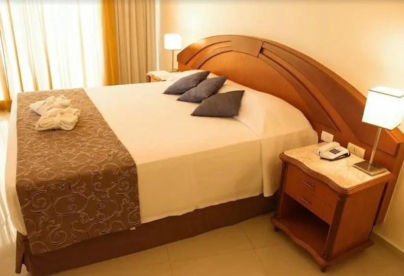 プレジデントスイートルーム, Hotel Golden Park Internacional Foz & Convenções By Nacional Inn