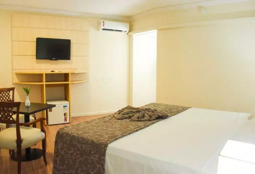 キングサイズベッドのスタンダードルーム, Hotel Golden Park Internacional Foz & Convenções By Nacional Inn